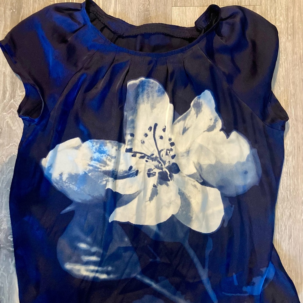 Floral Print Women's Top - Blue and White